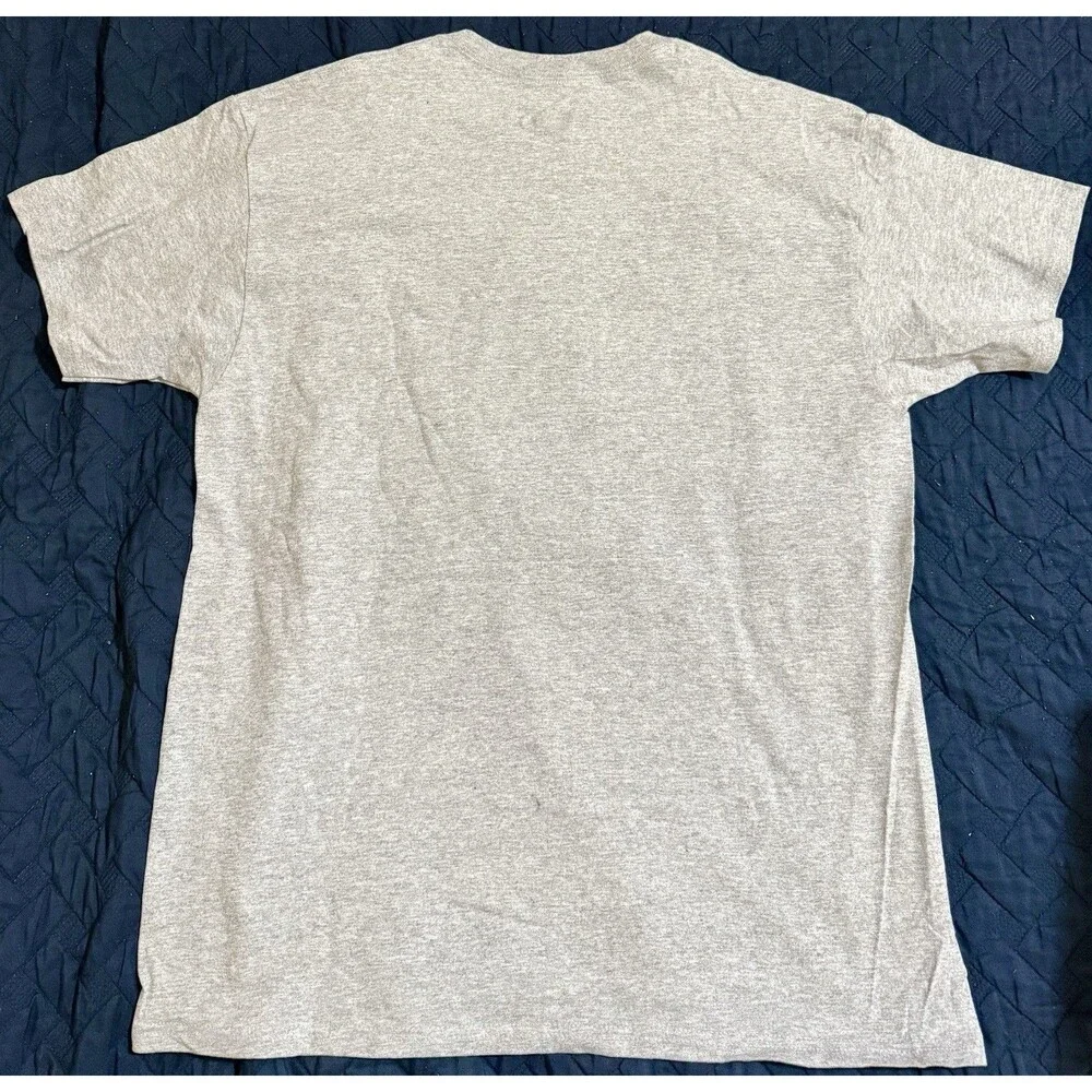 Captivating Men's Size Medium T Shirt  West Viginia Short Sleeve NCAA Team Logo